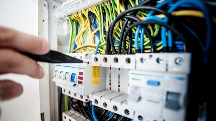 Tarifni sistem – Napredna rešitev za optimizacijo stroškov omrežnine
